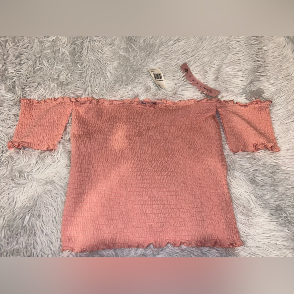 off shoulder crop top